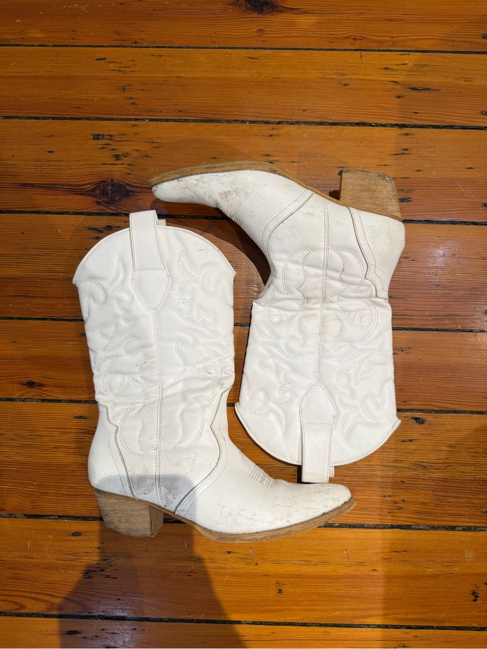 Rock & Roll Cowgirl White Embroidered Western Heeled Boots